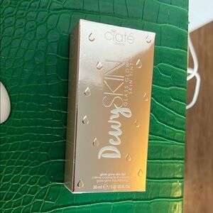 Ciate London Dewy Skin Glass Glow Skin Tint